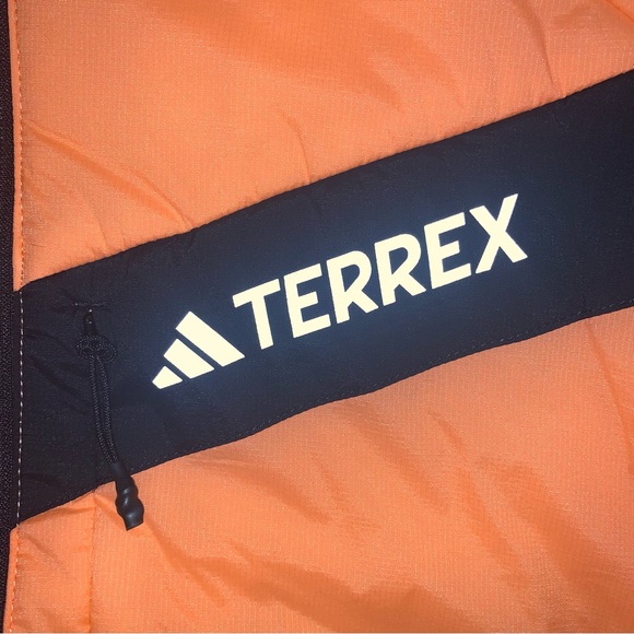 Adidas Terrex Techrock Stretch PrimaLoft Women’s Vest-Size S New - Picture 3 of 11